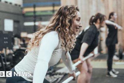 Gyms Replace Pubs as Young Brits Seek Social Buzz Without the Booze