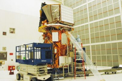 NASA’s Aging Swift Observatory Faces Orbital Demise, Awaiting Robotic Lifeline